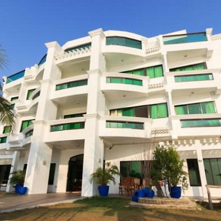 ホテルVitalis White Sands Santiago  エクステリア 写真
